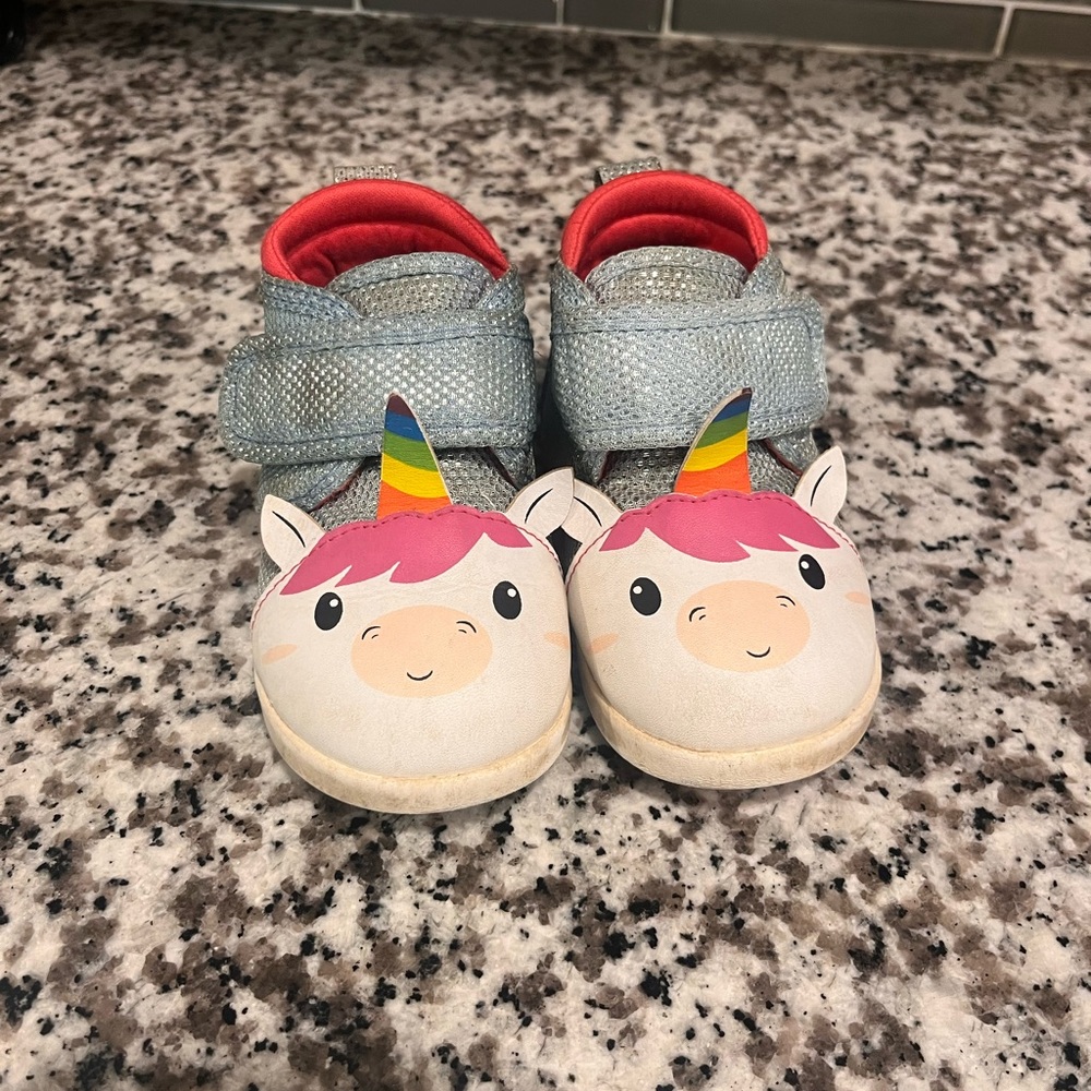 Ikiki Squeaking shoes with on-off switch, Unicorn, 6T